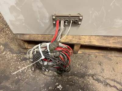 Used _UNKNOWN_ _UNKNOWN_ Electrical Panels Ohio US | HGR 24 #1550011