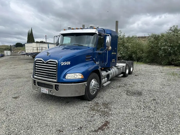 Used 2016 MACK PINNACLE CXU613 Conventional trucks California US | Ben Kaplan Equipment #1182490