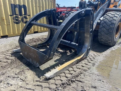 New | in-Stock 2023 PEMBERTON HD 110" X 90" JRB 420 MILLYARD FORKS Log Grapples Florida US | National Equipment Dealers #1422534