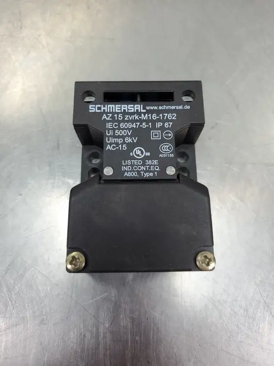 Used Schmersal AZ 15 zvrk-M16-1762 Safety Switch Relays & Switches South Carolina US | Palmetto Automation #1160616