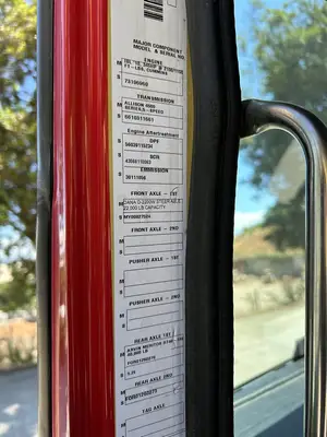 USED 2011 AUTOCAR XPEDITOR