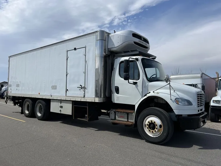 Used 2017 FREIGHTLINER THERMO KING Reefer Trucks Minnesota US | Carco Truck & Equipment #1514309