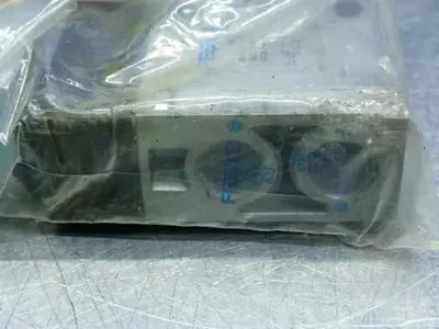 NEW FESTO 8987