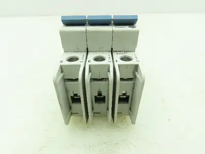 Allen Bradley 1489-A3D030 Circuit Breaker 3A 3 Pole 480Y/277 VAC Ser A Lot of 3