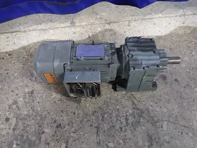 USED SEW EURODRIVE R27 DRS71M4BE1HR/IS/TH