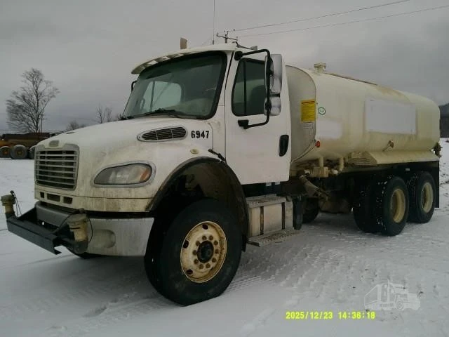Used 2019 FREIGHTLINER BUSINESS CLASS M2 106 Reefer Trucks New York US | Beck Equipment #1509306