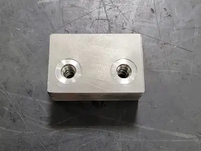 Adapter Block Dual 00- F04OB, 1/4" Female