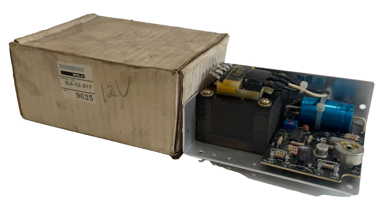 NEW SOLA /EMERSON SLS-12-017 POWER SUPPLY SLS12017