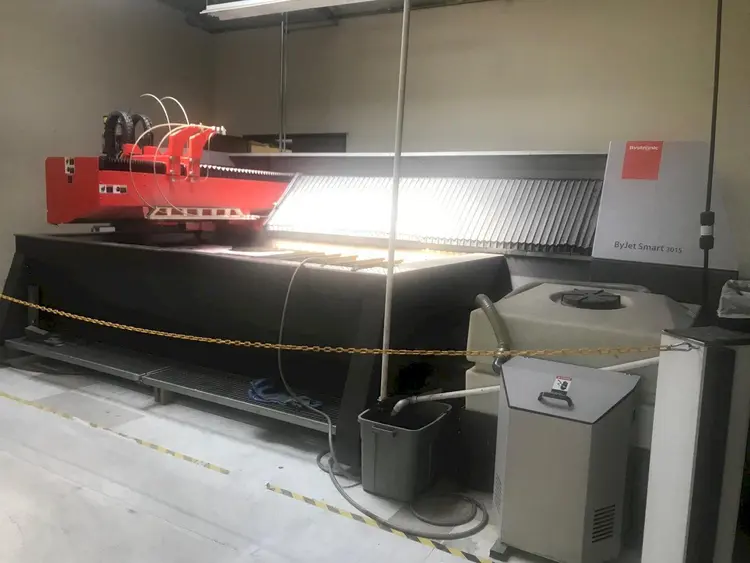 Used 2011 NOT PROVIDED SMART 3015 Waterjet Cutters | BLUMBERG MACHINERY COMPANY #399215