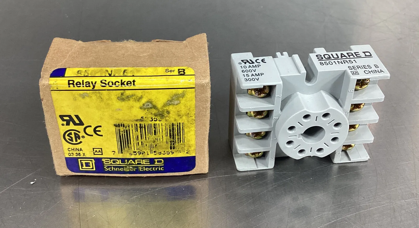 SQUARE D 8501NR51 Ser B Relay Socket 4D
