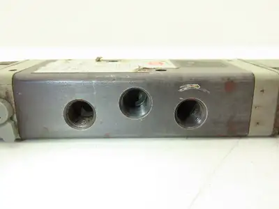 Herion 81 107 41 Pneumatic Air Solenoid Valve 25-150PSI 120VAC