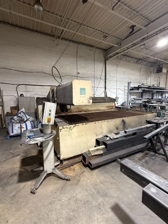 Used 2004 FLOW 712127-1 Waterjet Cutters Ontario CA | ListingHippo #1502595