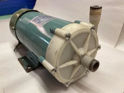 USED IWAKI MD-30RZ