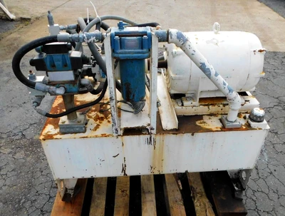 USED DIXIE MIXER 250 GALLON