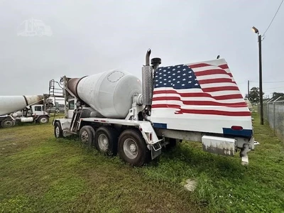 Used 2007 ADVANCE FD3000 Concrete Mixer Trucks Florida US | Big D Heavy Equipment #1556991