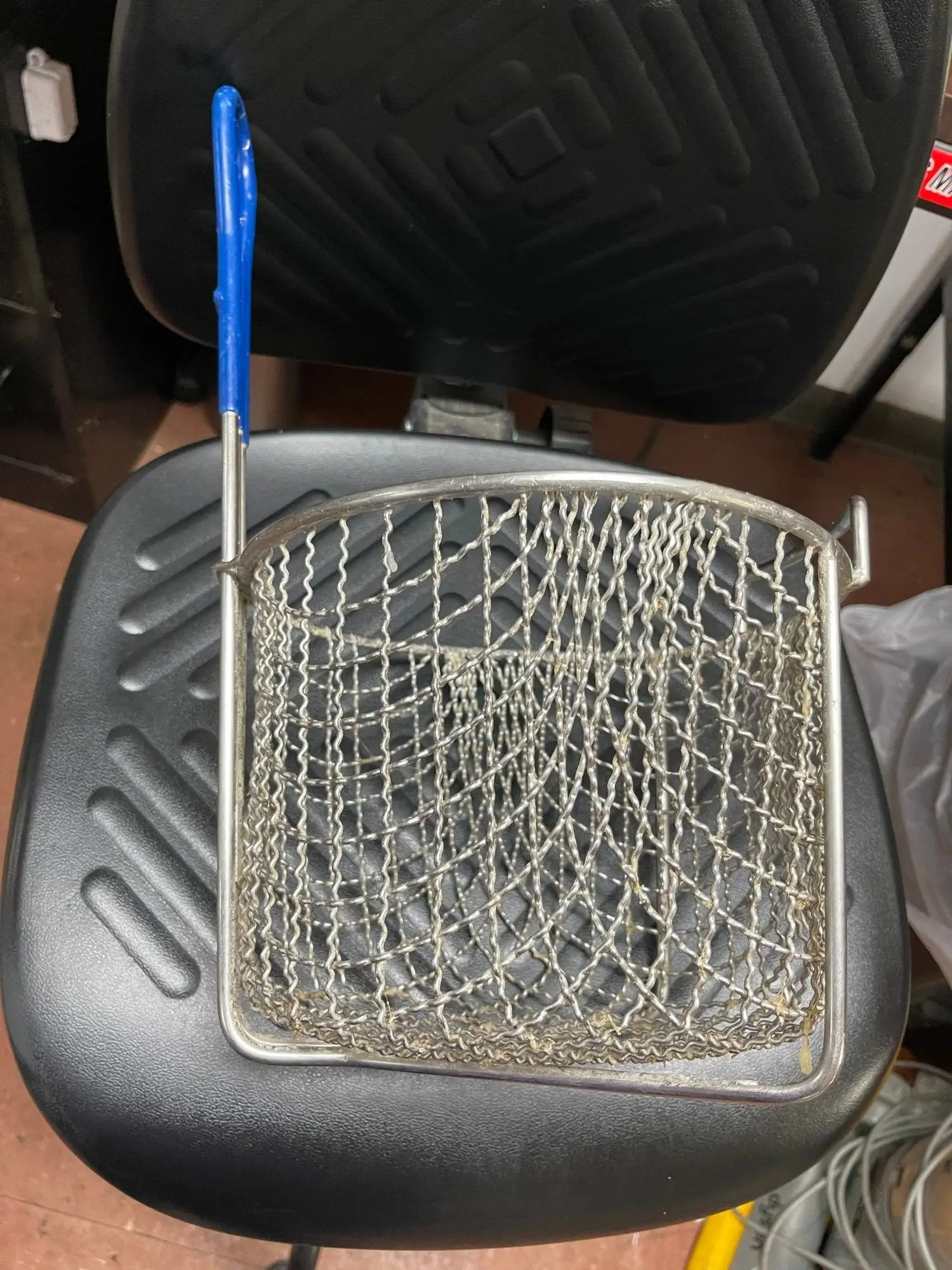 Used Falcon Restaurant Supply Used Round Deep Fryer Dip Basket Food, Restaurant, & Bakery Parts & Accessories Illinois US | Falcon Restaurant Supply #1375768