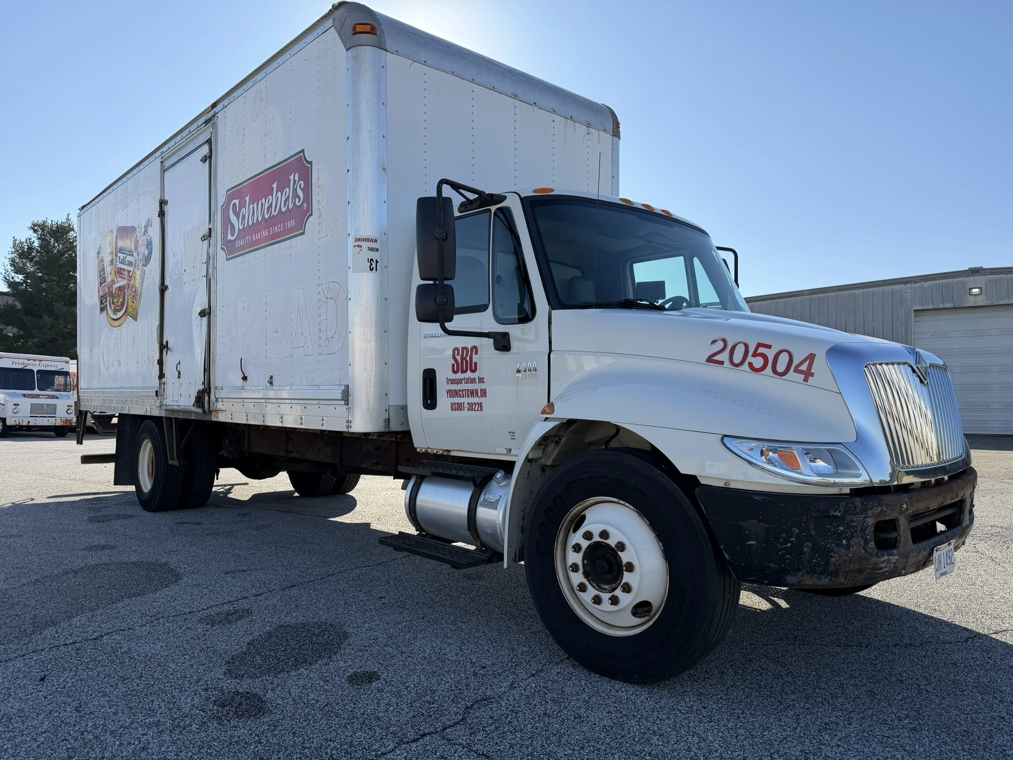 Used 2004 INTERNATIONAL 4300 SBA 4X2 24' BOX TRUCK Box trucks Ohio US | Miedema Asset Management Group #1709395