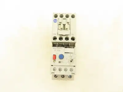 Allen Bradley 193-EECB Motor Starter Contactor Overload Relay 1-5A 120V Coil
