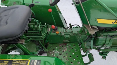 USED 1986 JOHN DEERE 900HC
