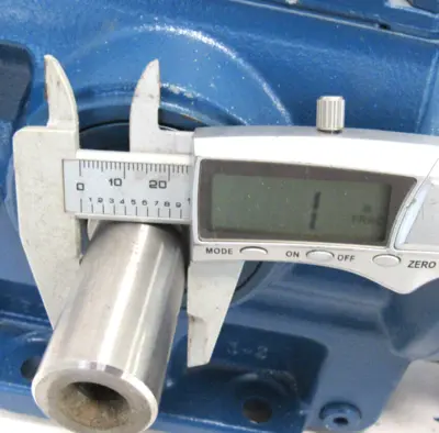 NEW SEW EURODRIVE S47DRS71S4BE05 GEARMOTOR 23.20:1
