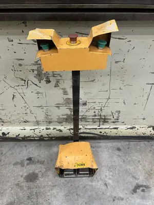 Used US INDUSTRIAL US33013ACR Press Brakes Georgia US | The Equipment Hub #1125154
