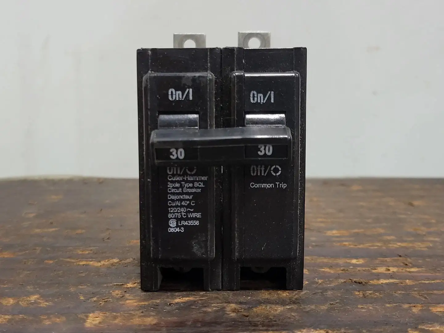 USED CUTLER-HAMMER BQL230