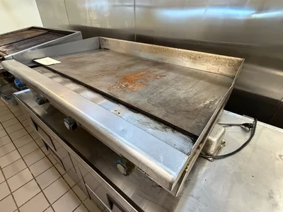 Used _UNKNOWN_ _UNKNOWN_ Commercial Flat Top Griddles Georgia US | Auction Management Corporation #1548547