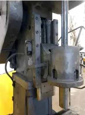 USED 1996 DEFIANCE MACHINE WORKS 200 DRILL