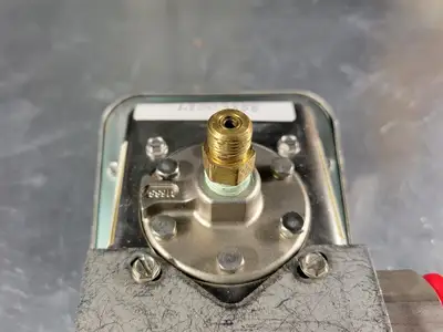 NEW ASHCROFT GPDN4GGB25