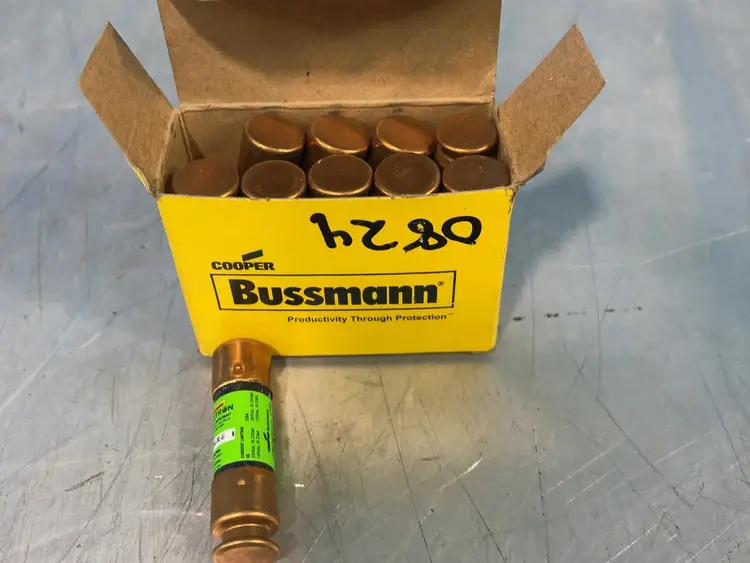 Used COOPER BUSSMANN FRNR8 Fuses Ohio US | HGR 24 #1084643