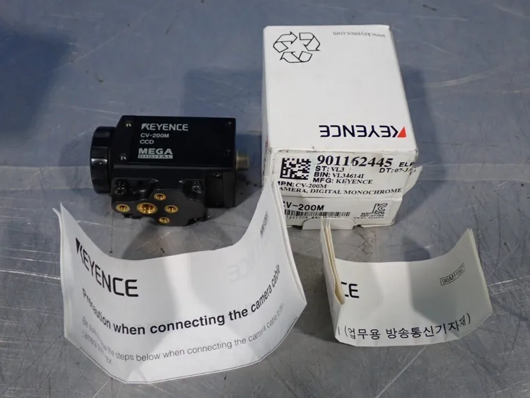 New | in-Stock KEYENCE CV200M Camera Systems Ohio US | HGR 24 #802884