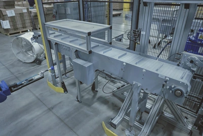 USED 2022 YASKAWA MOTOMAN GP25-12