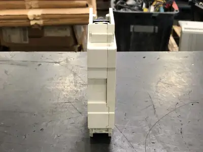 NEW CUTLER-HAMMER GI1020