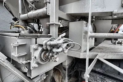 Used 2004 INTERNATIONAL 7400 Concrete Mixer Trucks New Jersey US | Proxy Equipment #1383073