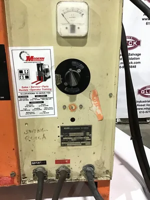 USED C&D BATTERIES DIVISION AR18H / K175H