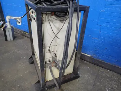 USED 2000 YASKAWA ELECTRIC CORPORATION YASNACXRCUP20