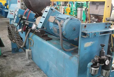 HAUTAU MODEL #CC15M DOUBLE END CHAMFER MACHINE: STOCK #10957