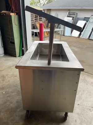 Used Hubert Used 52" Hubert 76306 Stainless 3 Pan Mobile Ice Down Bar Food Service Cart - SS309 Bar Equipment Illinois US | Falcon Restaurant Supply #1375698
