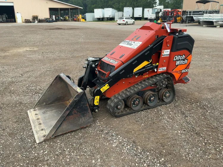 Used 2023 DITCH WITCH SK600 Compact Utility Loaders Michigan US | Miedema Asset Management Group #1320023