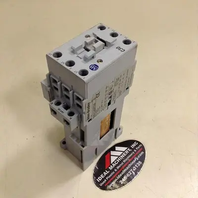 USED ALLEN BRADLEY 100-C30Z.00 SER B