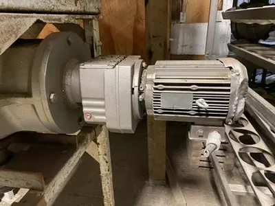 Wenger 1,000 Gallon Feed Bin