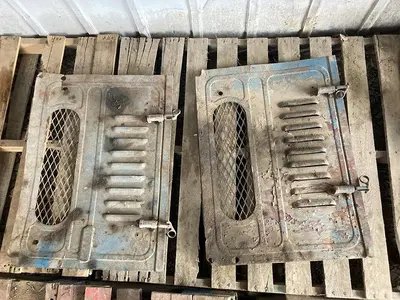 Used AFTERMARKET ANTIQUE VINTAGE GAS ENGINE / MOTOR COVER SHIELDS Engine Parts & Accessories Pennsylvania US | East West Machinery & Drilling #1417179