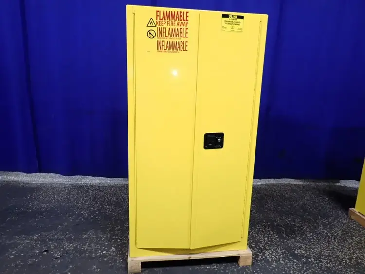 Used ULINE H3685M Cabinets Ohio US | HGR 24 #786182