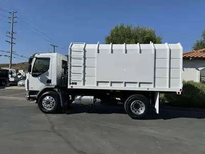New | in-Stock 2025 PETERBILT 220 Dump trucks California US | Commerce Truck Equipment Sales #1548773