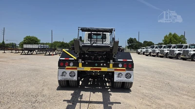 New | in-Stock 2026 INTERNATIONAL HX Conventional trucks Texas US | Roll Off Truck World #1491826