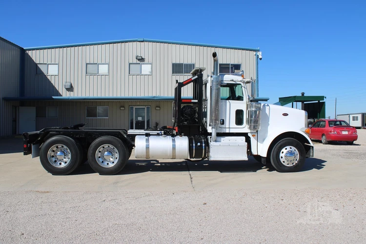 Used 2012 PETERBILT 367 Winch Trucks Texas US | Roll Off Truck World #1491877