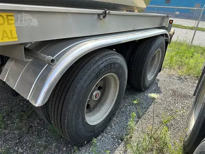 Used 2001 TREMCAR _UNKNOWN_ Tanker Trailers Indiana US | Lakeshore Equipment Sales #1546613
