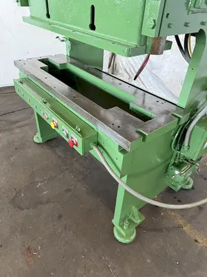 USED BLISS C2-35