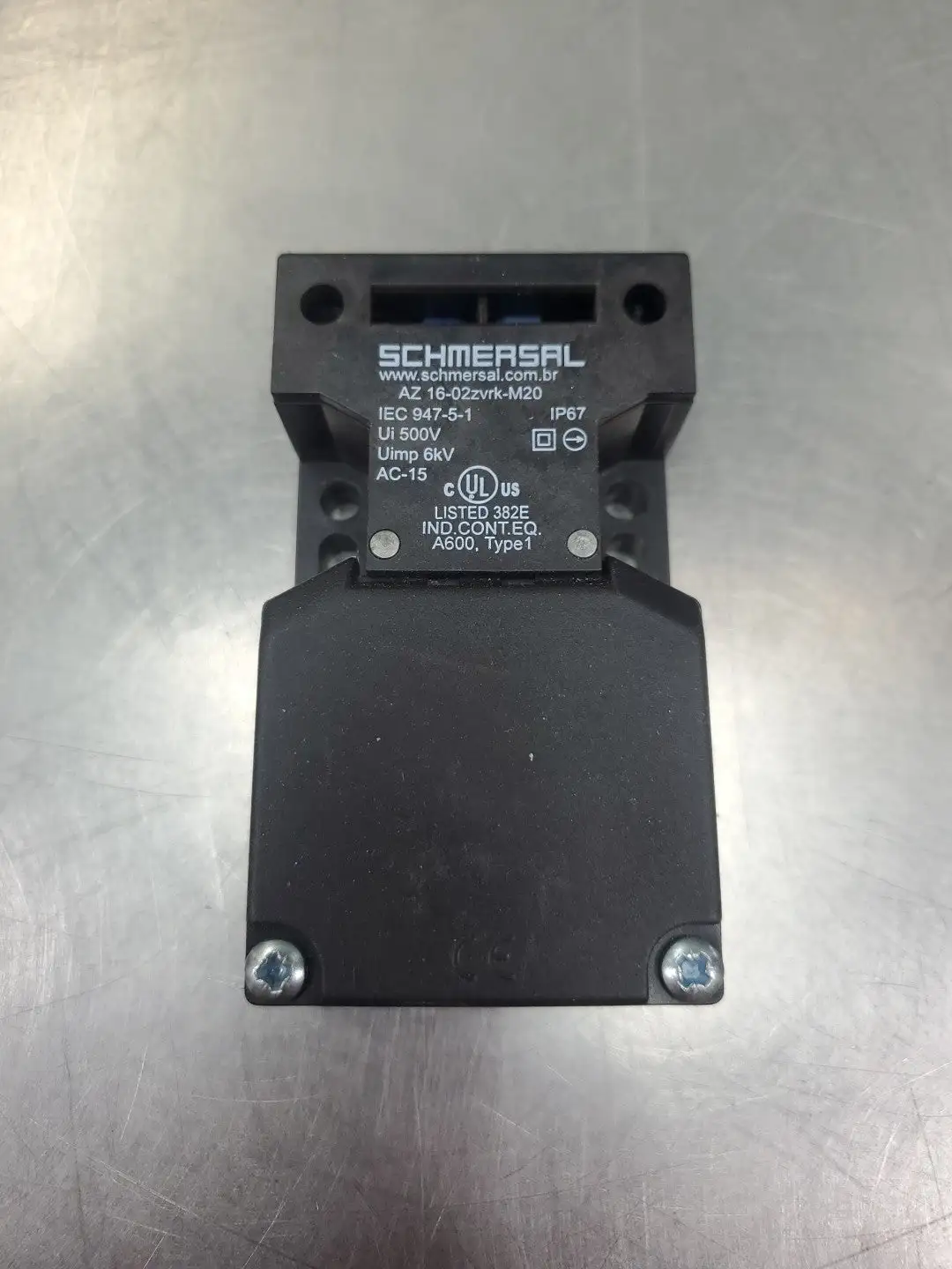USED Schmersal AZ16-02ZVRK-M20 Limit Switch, 500V