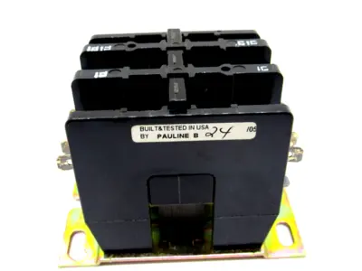 NEW JOSLYN CLARK A77-309040A-1 DEFINITE PURPOSE CONTACTOR 3 POLE A77309040A1